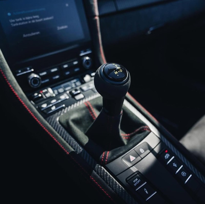 Porsche 718 Spyder RS 5