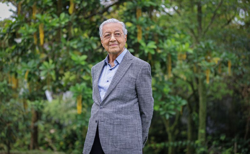 ‘He’s 100 Years Behind the Times’: Malaysia’s Ex-PM Mahathir Mohamad on Trump and Today’s World
