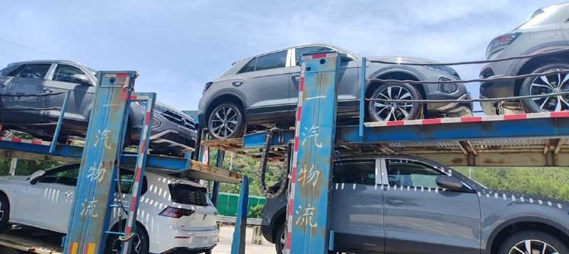 Volkswagen T-Roc 2026 фото 2