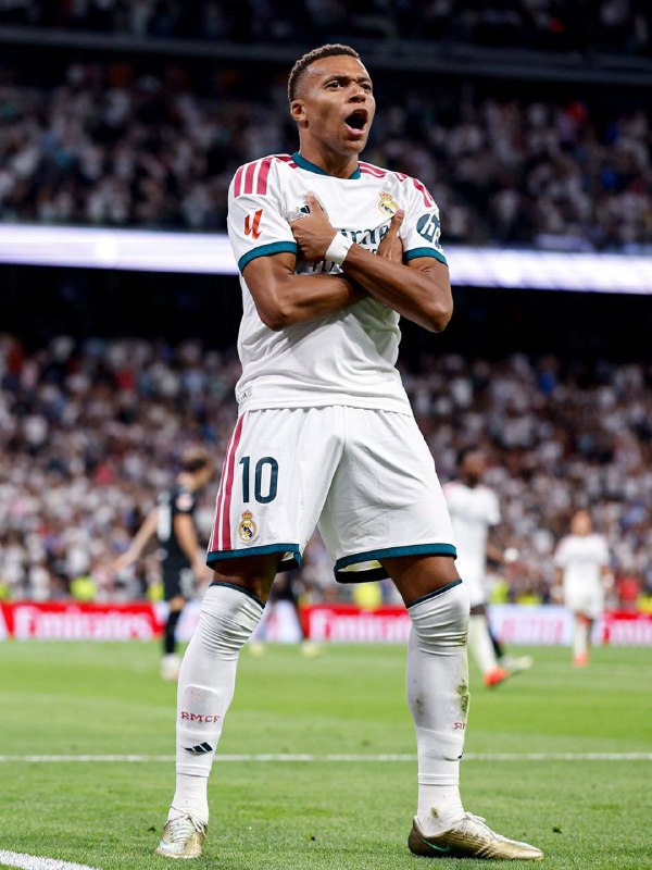 FUNNY SOCCER | فانی ساکر: 🚨🇪🇸هفته‌اول لالیگا؛ اولین ضربه قاطع در برنابئو؛ ژوزه با امباپه به آسمان پرواز کرد🇪🇸رئال‌مادرید 😀-😃رئال‌سوسیه‌داد🇪🇸✅@funn