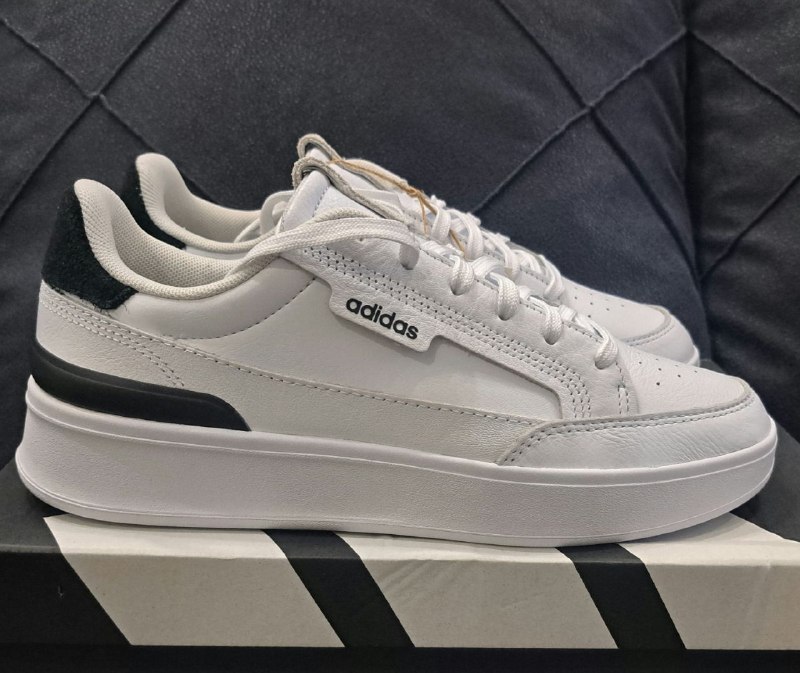 Продам Новые Кроссовки Adidas