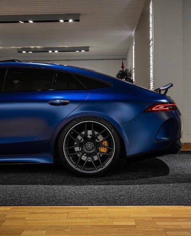 Mercedes-AMG GT63 S 6