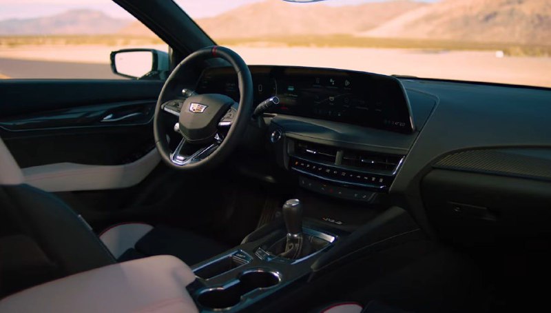 Обновленные Cadillac CT5-V и Cadillac CT5-V Blackwing: «механика» и 668-сил 5