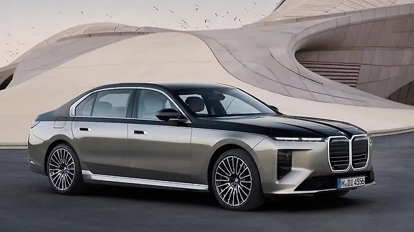 🏎 Доброй ночи, друзья! 💫Сегодня ночью, 1 августа 2026 года, мир BMW зашевелилс