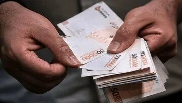 صراط نیوز | seratnews: 🟢 پول مالیات مردم کجا خرج می‌شود؟🔹واریز عوارض ارزش افزوده با جهشی ۱۷ برابری از ۲۱ همت در سال ۹۸ به ۳۵۶ همت در ۱۴۰۴ رسید؛