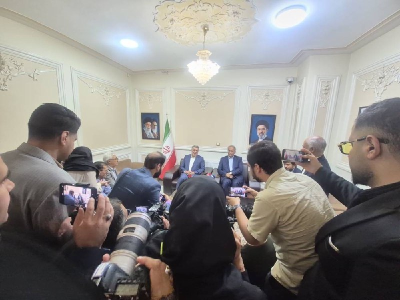 وبدا؛ رسانه سلامت وزارت بهداشت: 🔻دکتر ظفرقندی، وزیر بهداشت در زاهدان:✅ ناوگان اورژانس سیستان و بلوچستان با ۵۰ آمبولانس جدید تقویت می شود◀️ افزایش تخت‌ها