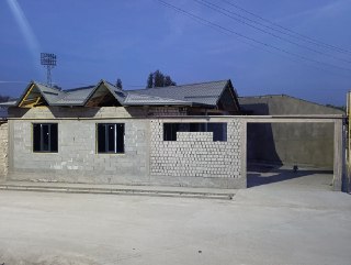 Uy sotiladi Toshkent viloyati, karobka holatda