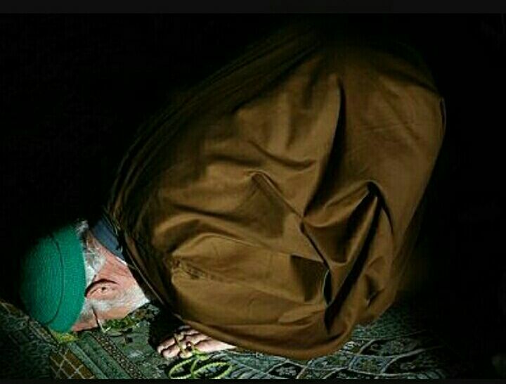 رهیافته-(تازه مسلمانان): سحر دعوت ازخواص است و هر بی سرو پا را در این بزم ره نیست.اگر توفیقی تو رادست میدهد خدا را شکر گزار که توفیقت دادند چون س