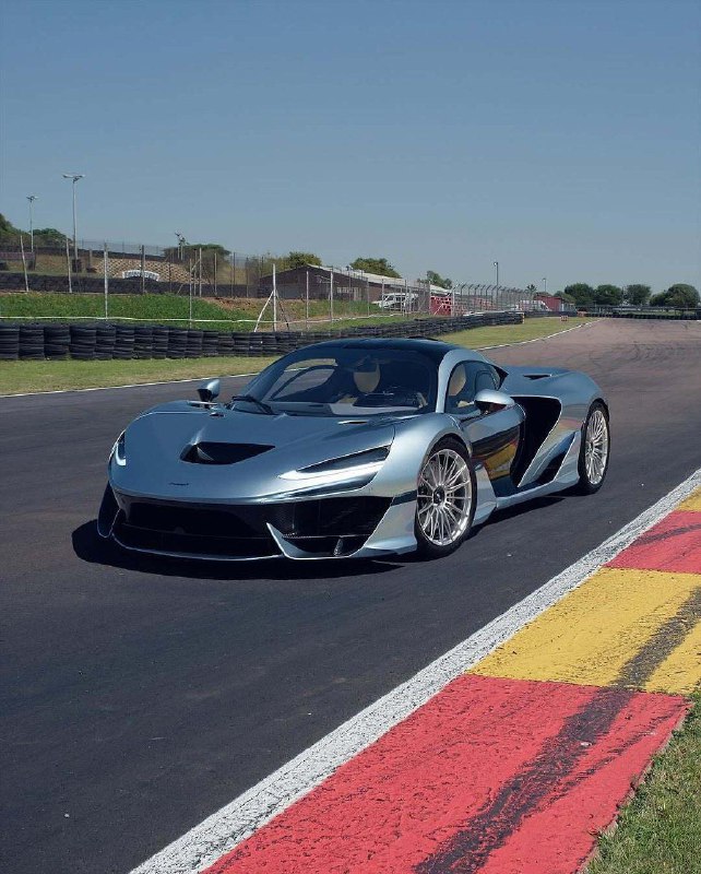 McLaren W1 3