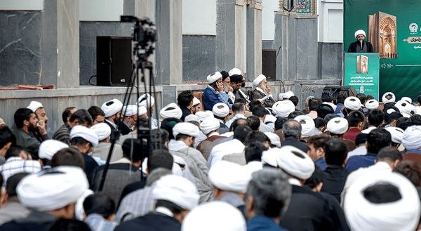 اخبار خراسان رضوی: دارالعلم؛ از رویداد علمی تا جریان تمدنساز🔹در روزهایی که صحن مدرسه تاریخی میرزا جعفر بار دیگر با حضور استادان و طلاب رن
