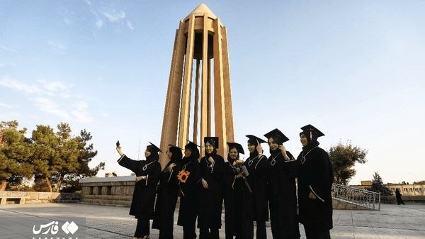 اخبار همدان: جایگاه همدان به‌عنوان مرجع طب ایرانی در سطح ملی تثبیت شود 🔹️نماینده ولی‌فقیه در استان همدان: همدان به دلیل پیوند تاریخی 