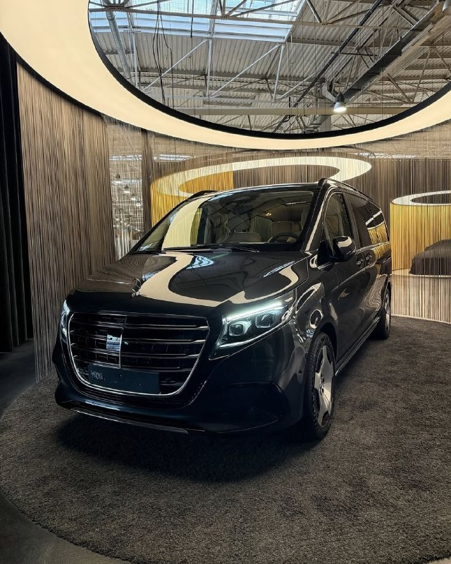 New Mercedes-Benz V300d 6