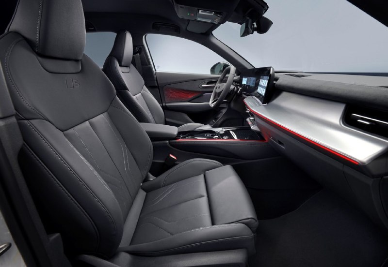 Audi представила купеобразный Q3 Sportback 3