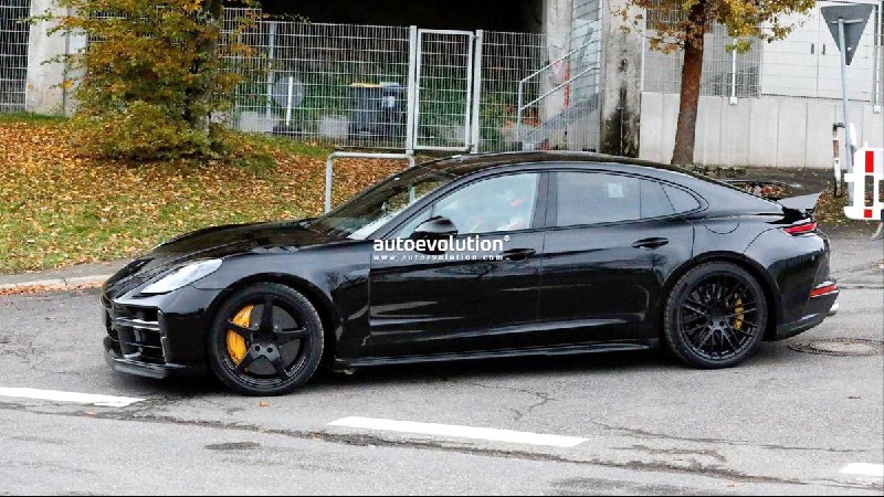 Новая Panamera получит более 800 л.с.