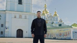 Зеленский выступил с обращением по случаю Дня независимости Украины:• «Наши удары средней дальности режут им логистику. Наша дальнобойность режет им доходы. <…> Такой справедливости Россия должна видеть больше. [Ракеты] „Фламинго“ должны быть не редк