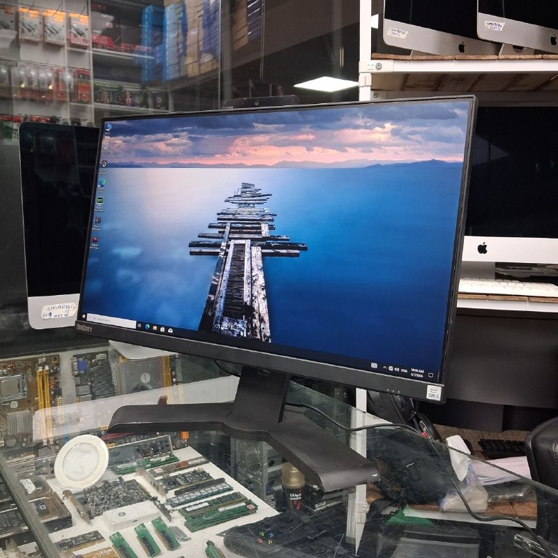 P R O C O M P: 🖥 LENOVO M90A⚙️ CPU : i5(10)⚙️ RAM : 8GB DDR4⚙️ Storage : 256GB SSD ⚙️ Graphic : intel⚙️ Display : 24" FHD Frameless 🔴 P