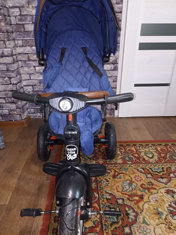 Описание: срочно продам! велосипед с родительской ручкой в упаковке, новый. колёса резина. велосипед... - фотография - 1