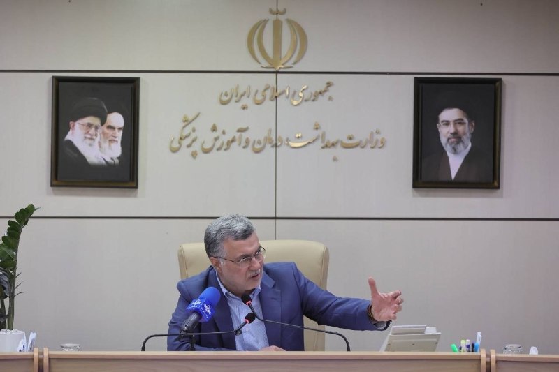 روزنامه ایران: ⭕ سالانه ۳۰۰ هزار مورد سوختگی در کشور ثبت میشودمحمدرضا ظفرقندی، وزیر بهداشت، درمان و آموزش پزشکی، در دیدار با رئیس، اعض