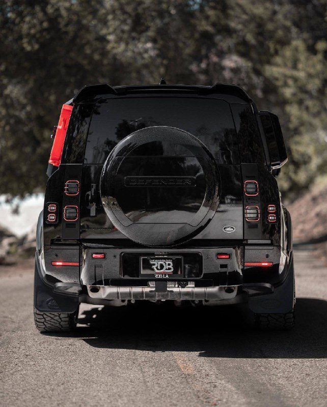 Defender 130 2