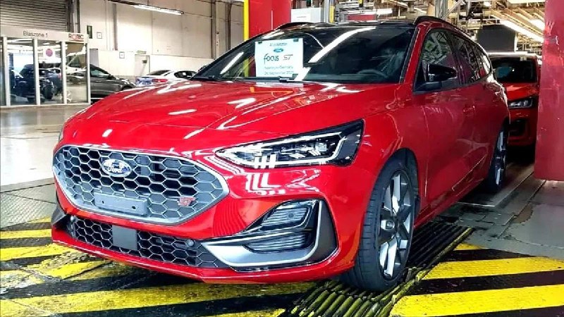 Ford попрощался с легендарным Focus ST