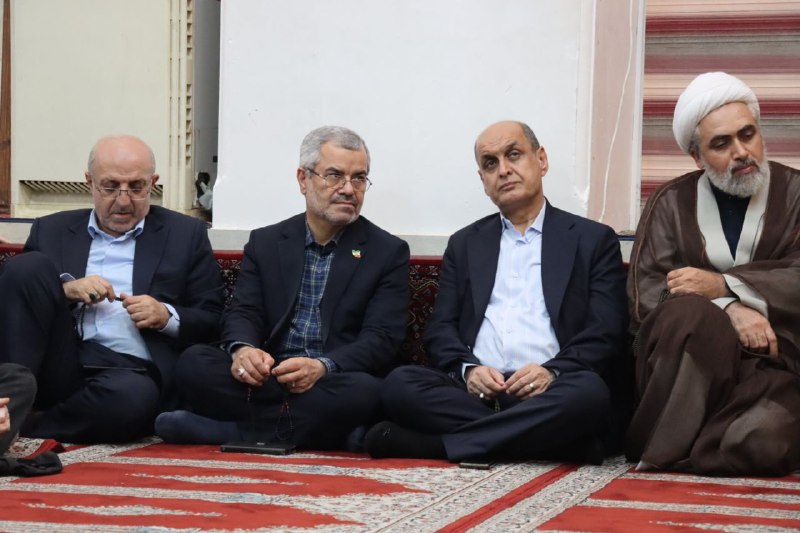 استان گیلان: 💥حضور استاندار گیلان در مراسم اربعین شهادت رهبر شهید انقلاب اسلامی در رشت🔹هادی حقشناس استاندار گیلان با حضور در ویژهم