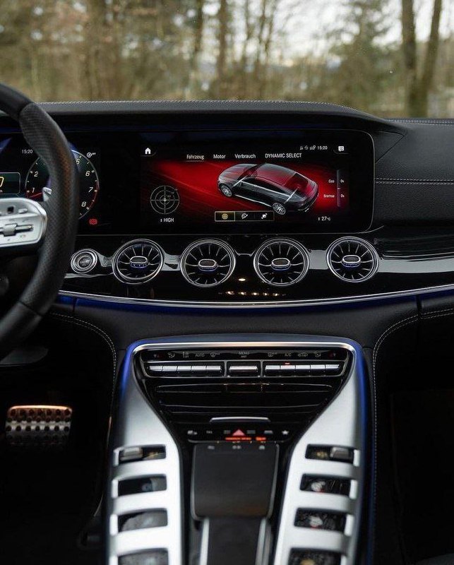 Mercedes-AMG GT63 S 8