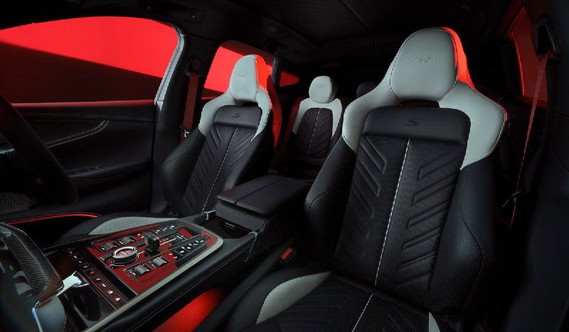 Aston Martin экстремальную версию кроссовера DBX 3