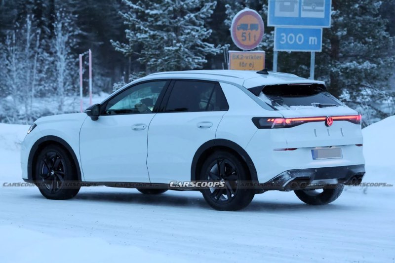 Volkswagen T-Roc получит силовую установку от Golf R 2