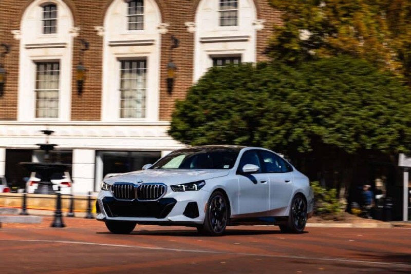 Последний выпуск BMW 5 Series в 2027 году – «Меньше изменений, но всё равно крут