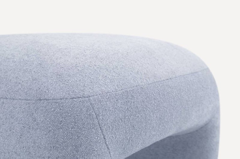 Какой уютный пуф Кропс Bucle Lilac. Его можно использовать в гостиной, спальне или прихожей он везде будет смотреться изящно. Ссылка - изображение 3 - какой, уютный, пуф