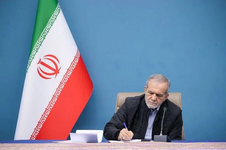 کانال خبری افکارنیوز: آزمون تربیت معلم همزمان با کنکور سراسری ۱۴۰۵ برگزار میشود🔺عباس میرزاحسینی رئیس مرکز رسانه و روابط عمومی شورای عالی انقل