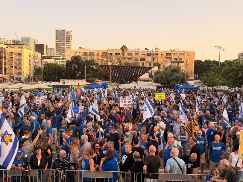 דפנה ליאל