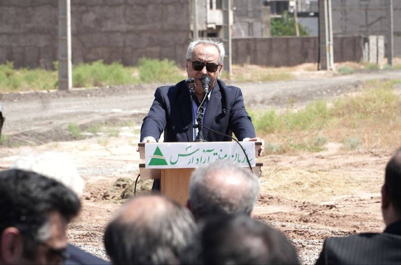 پایگاه خبری تحلیلی امیدبناب: استاندار آذربایجان شرقی در آیین کلنگ زنی اتاق بازرگانی تبریز - شعبه جلفا:🔹 سیاست دولت، توسعه خدمات و حمایت از فعالان اقت
