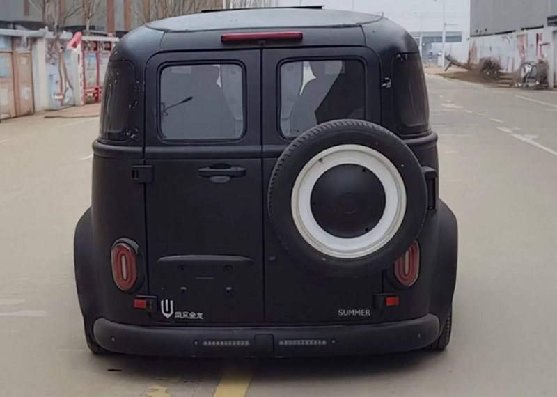 В Китае показали минивэн Skyworth Summer, который уж очень напоминает легендарный Volkswagen T2 из 6 2