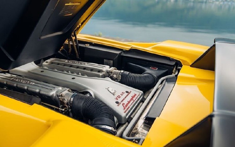 Единственный в мире родстер Lamborghini Diablo SV ‘1998 8