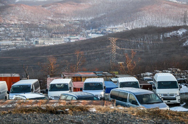 Во Владивостоке убирают «Зеленый угол» — легендарный авторынок праворульных автомобилей из Японии 3