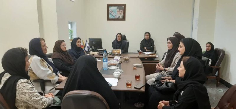 اخبار ورزش و جوانان خراسان شمالی: 🔻هم‌افزایی برای جهش ورزش بانوان؛ نشست تخصصی با نواب‌رئیسان هیأت‌های توپی خراسان شمالی*نشست تخصصی فرانک سرایی، رئیس گروه 