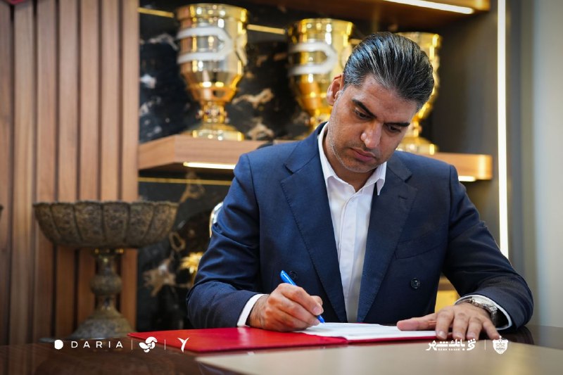 کانال رسمی باشگاه پرسپولیس ✔: 🔴 پیام تسلیت مدیرعامل پرسپولیس به مدیرعامل تراکتور‌دکتر پیمان حدادی، مدیرعامل باشگاه پرسپولیس، طی نامه‌ای به حجت کریمی، 