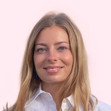 PR и агентский биз в Дубае – Влада Ломова