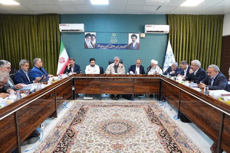 پارلمان شوراها: 🔰 بررسی تبدیل آرای قطعی تخریب کمیسیونهای ماده ۱۰۰ منوط به ارائه طرح شورای عالی استانها به مجلس شورای اسلامی 🔻 پیامدهای
