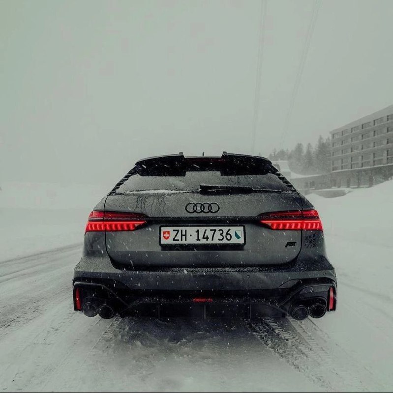 Audi RS6 6