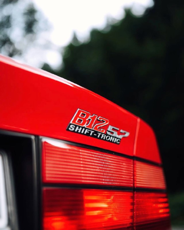 Alpina B12 5.7 Coupé 4