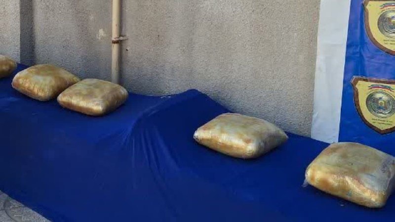 آخرین خبر کرمانشاه: 🔺️کشف بیش از ۲۰ کیلوگرم مواد مخدر در کرمانشاه🔹️سرهنگ محمدرضا یاری، فرمانده انتظامی شهرستان کرمانشاه از کشف ۲۰ کیلو و ۱۸۶