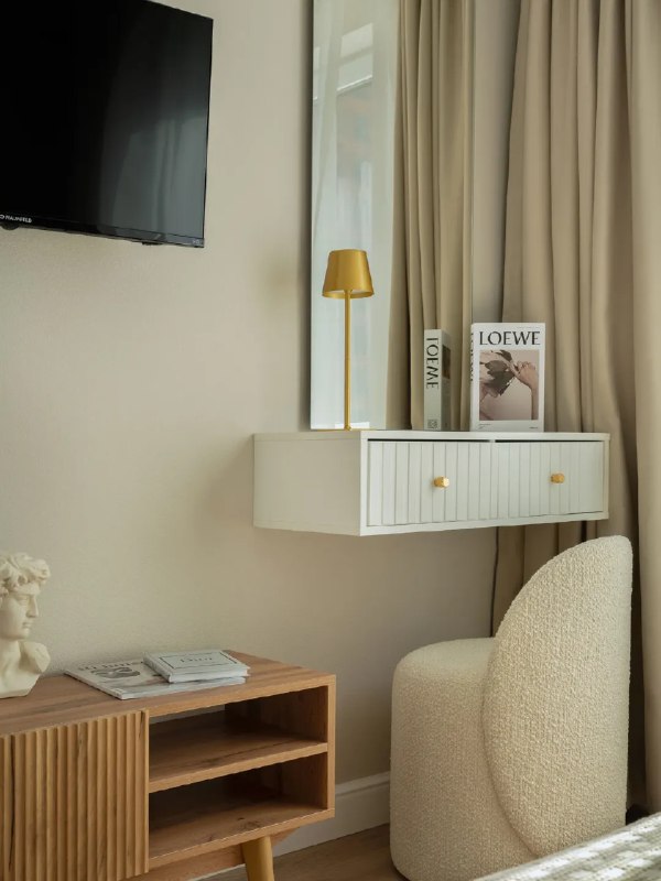 Красивый интерьер студии. Выполнен в спокойной и трендовой палитре, состоящей из оливковых и тёплых бежевых оттенков. Для создания тактильного эффе... - изображение 4 - красивый, интерьер, студии