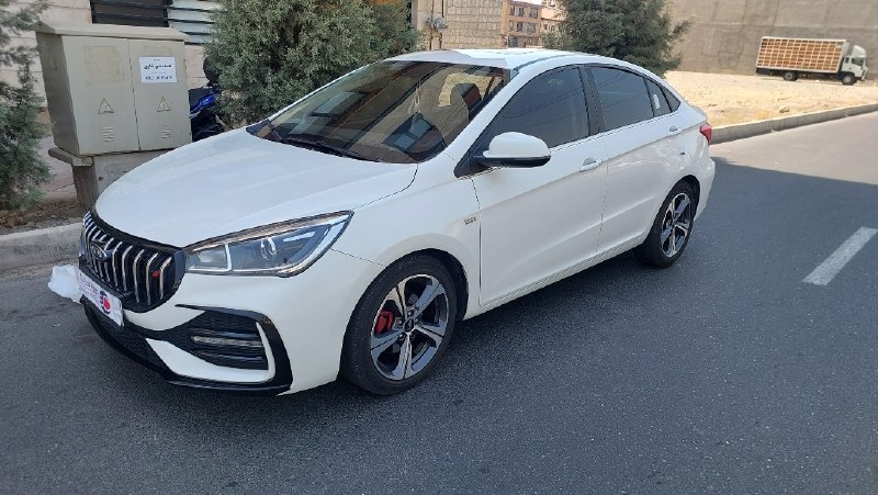 نمایشگاه همراه‌مکانیک: 🚗 چری آریزو 5 FL اسپرت اکسلنت 1403💰 قیمت: 3,390,000,000 تومان📏 کارکرد: 61,680 کیلومتر📍 محل: تهران، شهرک صدرا✅ اقساط 1 تا