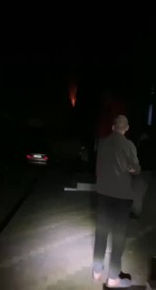 תקיפה אווירית רוסית בקנה מידה גדול הלילה על קייב ומחוז קייב הותירה לפחות 2 הרוגים ו-16 פצועים. למעלה מ-50 א…