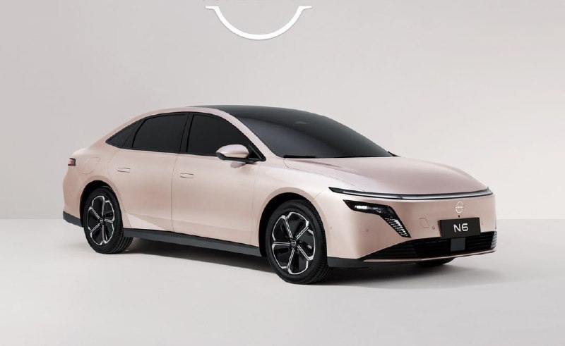 Nissan показал новый гибридный седан N6 5