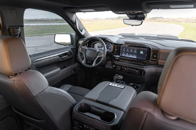 Hennessey прокачала Silverado до 710 л.с. 3