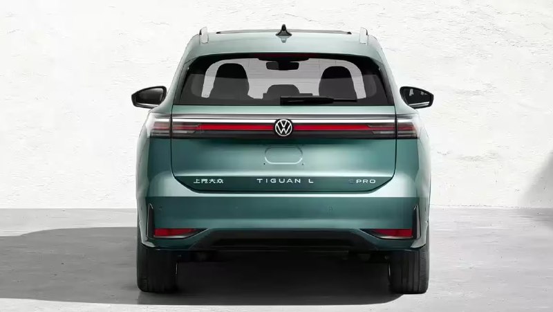 Volkswagen Tiguan получит удлиненную версию с гибридом 2