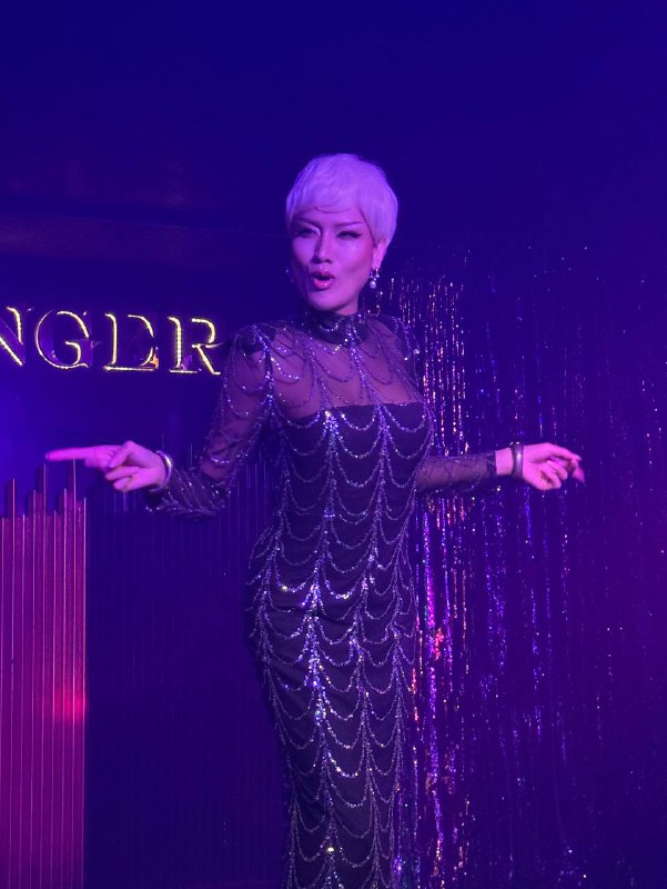 DRUG QUEEN made in ThailandКлуб The Stranger Bar “House of Drag Queens” 👑DRUG QUEEN made in ThailandКлуб The Stranger Bar “House of Drag Queens” 👑